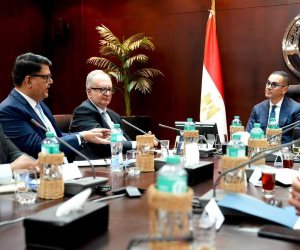 وزير الاستثمار يبحث مع وفد شركتي «إيفولف» و«ستونيكس» خططهم للتوسع في السوق المصري 