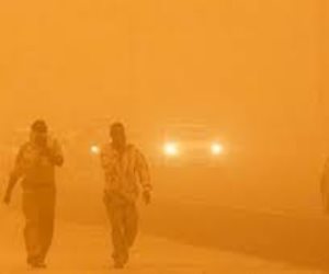 إعلان حالة الطوارئ في ليبيا وتعليق رحلات الطيران بسبب عاصفة ترابية شديدة