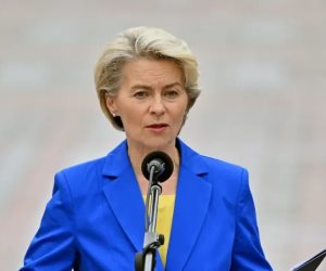 فون دير لاين تحذر ترامب: سيادة جرينلاند «غير قابلة للتفاوض»