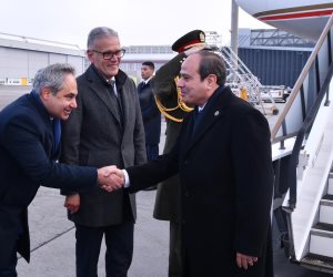 الرئيس السيسي يلتقى غدا رئيس المنتدى الاقتصادي العالمي فى دافوس