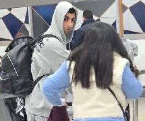 المغربي يوسف بلعمري يغادر المغرب قادما إلى الأهلى.. صور