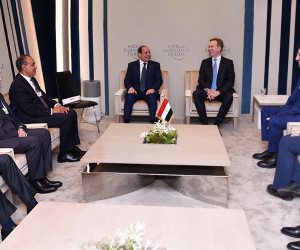 الرئيس السيسي يشارك في جلسة حوارية مع قادة الأعمال في منتدى دافوس الاقتصادي