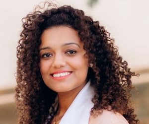 «لا تثق في الصمت».. رواية بالإنجليزية لـ رنا حسان في معرض الكتاب