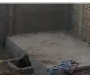 ضبط عامل قام بنقل رفات والده ووالدته داخل مدفن بناه داخل منزله بقنا