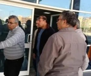 مساعد وزير الصحة يتفقد مشروع مستشفى العبور بنسبة تنفيذ 98%