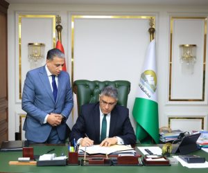 بنسبة نجاح بلغت 85.29%.. محافظ الجيزة يعتمد نتيجة الفصل الدراسي الأول للشهادة الإعدادية