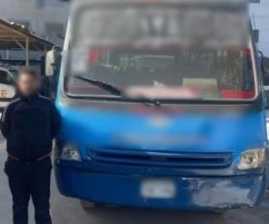 ضبط قائد سيارة نقل جماعي للتحرش بسيدة وسرقتها بالقاهرة