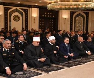 وزيرا الداخلية والأوقاف ومفتي الجمهورية ومحافظ القاهرة يؤدون صلاة الجمعة بمسجد الشرطة