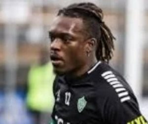 كامويش يشارك فى تدريبات مستبعدي الأهلي من رحلة تنزانيا اليوم