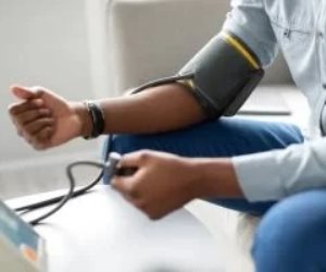 دراسة: الرجال أكثر عرضة للإصابة بأمراض القلب قبل النساء بـ7سنوات