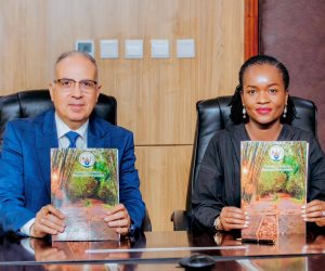 وزير الري ووزيرة البيئة الرواندية يشهدان ختام اجتماعات لجنة "مشروع إدارة الموارد المائية"