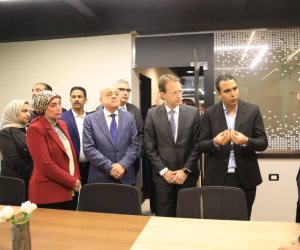 وزير التعليم العالي ومحافظ الأقصر وسفير إسبانيا ورئيس الجامعة يفتتحون مركز تمكين للإبداع والتكنولوجيا بجامعة الأقصر