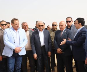 "مجاور" يتفقد مجمع الحسينات السكني برفح بإجمالي 1194 منزل بدوي (صور) 