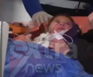  وصول طفلة مصابة من غزة إلى مصر.. إكسترا نيوز ترصد التفاصيل 