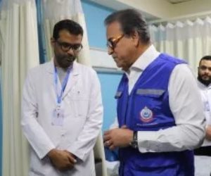 محافظ شمال سيناء يرافق نائب رئيس مجلس الوزراء ووزير الصحة لزيارة معبر رفح ومستشفيي العريش والشيخ زويد (صور) 