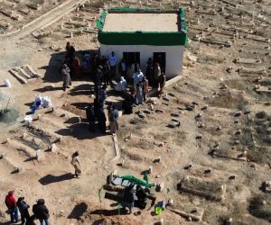 شاهد.. أول صور لقبر سيف الإسلام القذافي في بني وليد