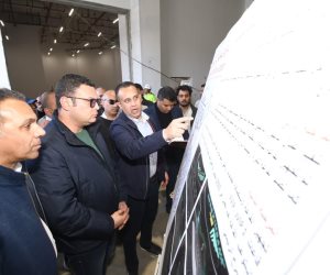 وزير الإسكان يتفقد مركز المؤتمرات والمعارض بالمدينة التراثية و"سكن كل المصريين" بالعلمين الجديدة