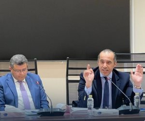 المستشار محمود فوزي يقترح دراسة لحل مشكلة السلع الراكدة التي يهملها أصحابها في ساحات الجمارك