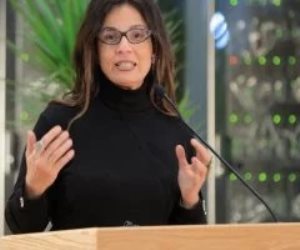 جيهان زكى ثالث سيدة تتولى حقيبة وزارة الثقافة فى تاريخ مصر