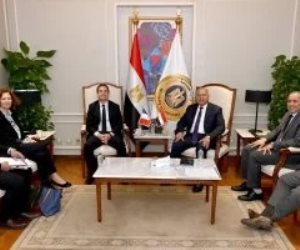 ​كامل الوزير يبحث مع السفير الفرنسي توطين صناعة السكك الحديدية