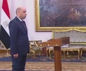 حسن رداد يؤدى اليمين الدستورية وزيرا للعمل أمام الرئيس السيسى