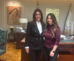 ننشر أول صورة لوزيرة الثقافة جيهان زكي بعد تولي مهامها رسمياً