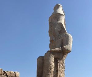 الانتهاء من أعمال ترميم وتركيب تمثال الملك رمسيس الثاني بالمنيا