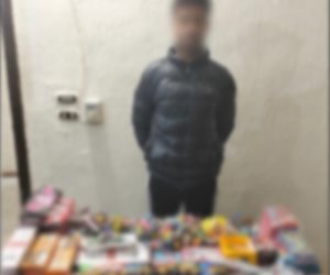 ضبط أحد الأشخاص لقيامه بالإتجار بالألعاب النارية بالإسكندرية