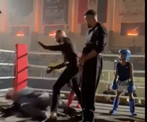 «والله ما كان قصدي تبقى بجد».. العوضي يعلق على لكمة وجهها لدوبلير في كواليس علي كلاي (فيديو)