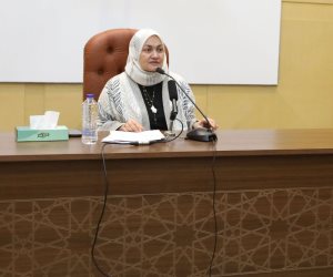 مستشار شيخ الأزهر تلقي محاضرة عن المواريث بدار الإفتاء