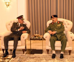 الفريق أحمد خليفة يعود إلى أرض الوطن عقب انتهاء زيارته الرسمية لدولة ليبيا