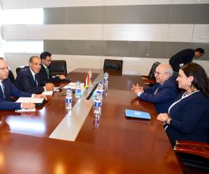 وزير الخارجية يبحث مع المبعوث الشخصي للأمين العام للأمم المتحدة إلى السودان تطورات الأزمة السودانية