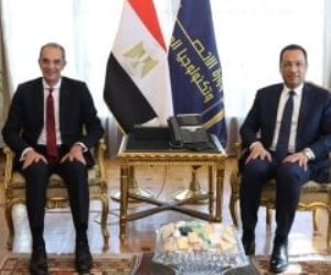 وزارة الاتصالات تشهد مراسم تسليم وتسلم بين الوزيرين السابق والحالي