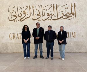 جولة للفائزيَن بجائزة مكتبة الإسكندرية العالمية فى عدة معالم سياحية 