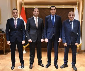 وزير الرياضة يستقبل رئيس المتحدة الرياضية وشركة استادات لبحث التعاون المشترك