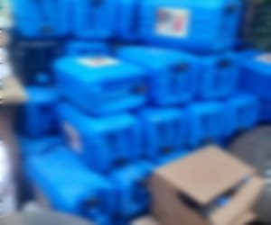 ضبط 30 طن زيوت سيارات معاد تدويرها داخل مصنع بدون ترخيص بالبحيرة