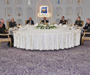 الرئيس السيسى يتناول الإفطار مع قادة القوات المسلحة ويؤكد: قوة هذا الوطن في تلاحم مؤسساته