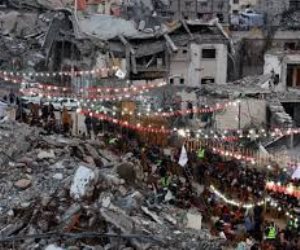 التراويح في غزة.. مشهد للوحدة والتكافل وروح الصمود تملأ المساجد في رمضان رغم الدمار