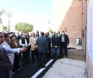 وزيرة الإسكان تتفقد محطة المياه الرئيسية وتتابع تطوير وصيانة الطرق بالمدينة 