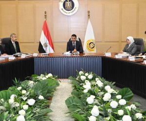 وزير الصناعة يترأس مجلس إدارة مركز تحديث الصناعة لإطلاق مرحلة جديدة ترتكز على الابتكار والاستدامة