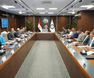 ميناء الحمراء البترولى يبدأ نشاط تخزين وتداول البترول الخام لحساب الغير