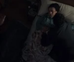 مسلسل عين سحرية الحلقة 10.. مشهد مؤثر وحزين عصام عمر ينهار لوفاة والدته