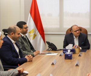 رئيس هيئة الدواء المصرية يعقد اجتماعاً مع شركة صاني فارماسيوتيكال لتعزيز التصدير الدوائي
