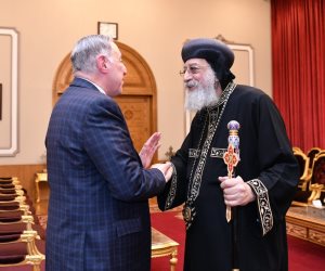 البابا تواضروس الثاني يستقبل رئيس المحكمة الدستورية العليا