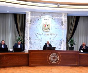 رئيس الوزراء يلتقي رؤساء اللجان النوعية بمجلس النواب