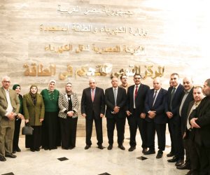 وزير الكهرباء يشارك العاملين بالمركز القومي للتحكم في الطاقة إفطارهم ويطمئن على جودة التغذية الكهربائية