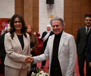 وزيرة الثقافة تشهد تدريبات المايسترو سليم سحاب لـ«كورال وأوركسترا مصر الوطني»