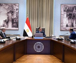 رئيس الوزراء يستعرض التقديرات الأولية لمشروع موازنة العام المالي 2026/2027