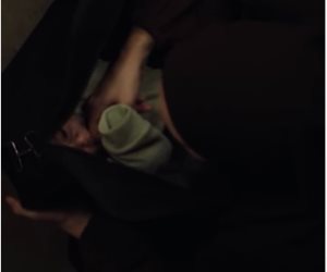 دراما رمضان 2026 .. نرجس تخطف طفل من والدته في السوق بعد فشلها في تبني طفل لتكمل خدعة الحمل