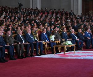 الرئيس السيسى يشاهد أوبريت 100 مليون فدائى خلال الندوة التثقيفية